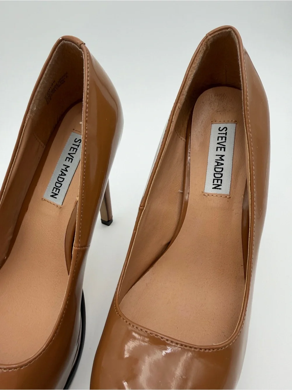 Steve Madden Tan Patent Platform Pumps